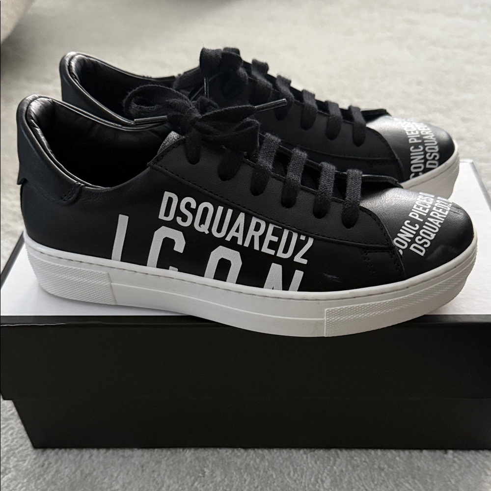 DSQUARED2 Kids Black and White Sneakers